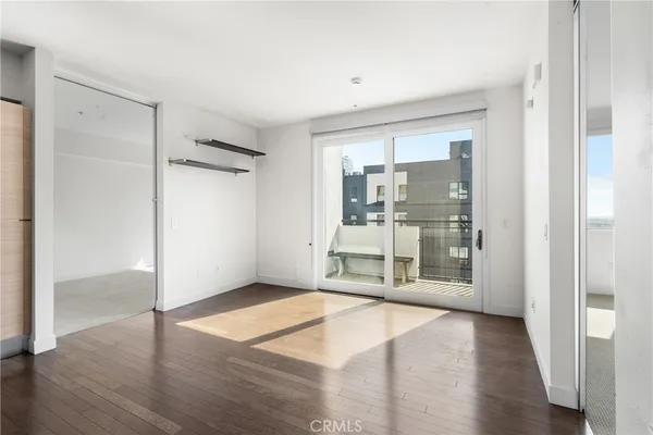 $2,900 | 1234 Wilshire Boulevard, Unit 517, Los Angeles, CA 90017