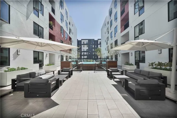 $2,900 | 1234 Wilshire Boulevard, Unit 517, Los Angeles, CA 90017