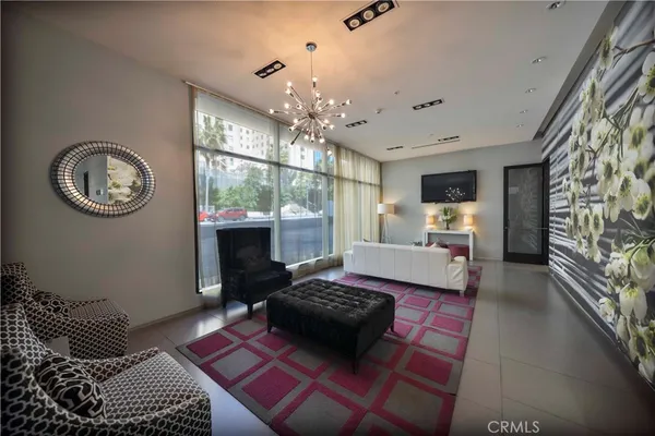 $2,900 | 1234 Wilshire Boulevard, Unit 517, Los Angeles, CA 90017