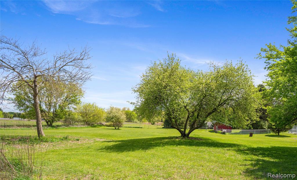 2725 Cooley Lake Road Highland, MI 48356 - Photo 59 of 63