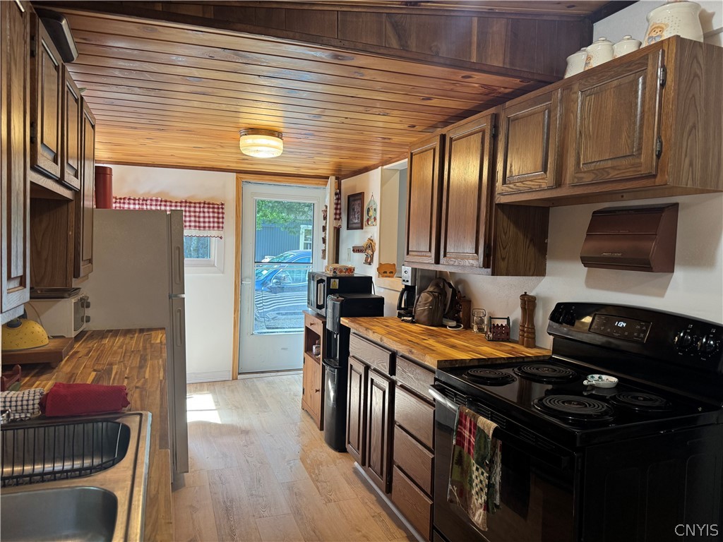 7084 Walnut Road Forestport, NY 13494 - Photo 3 of 12 Gallery Image 3