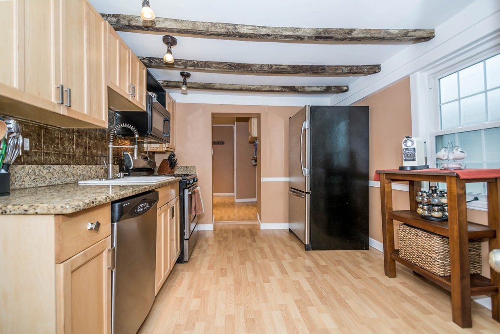 77 Ash Street, Unit 77 Reading, MA 01867 - Photo 2 of 24