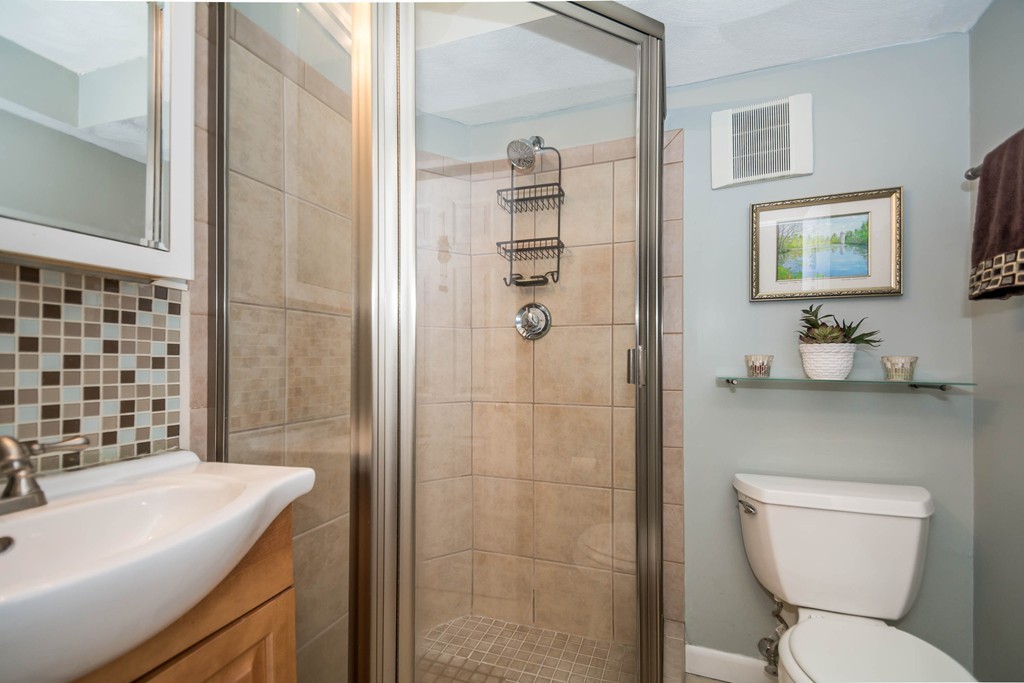 77 Ash Street, Unit 77 Reading, MA 01867 - Photo 10 of 24
