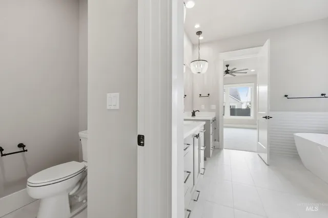 $724,777 | 1035 East Crescendo Street, Meridian, ID 83642