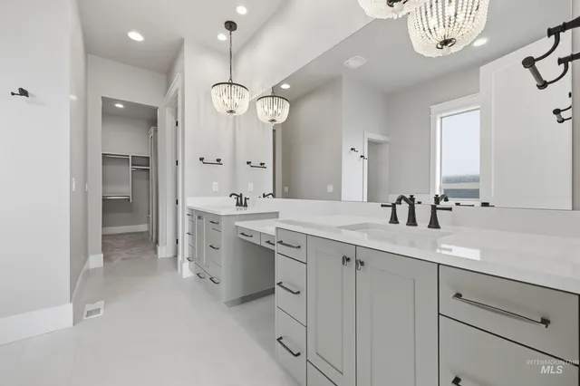 $724,777 | 1035 East Crescendo Street, Meridian, ID 83642