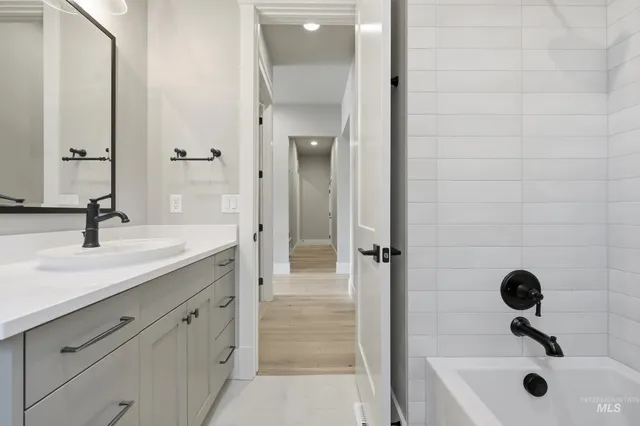 $724,777 | 1035 East Crescendo Street, Meridian, ID 83642