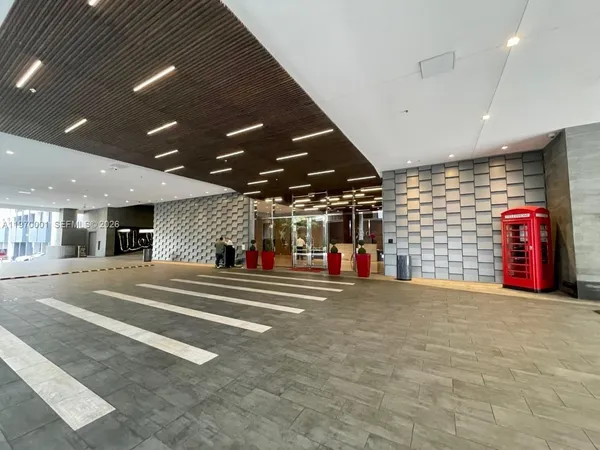 $5,700 | 1080 Brickell Avenue, Unit 3009, Miami, FL 33131