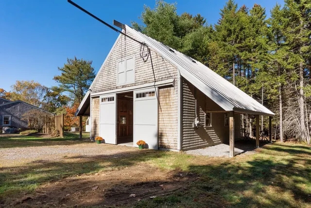 $795,000 | 136 Bethel Point Road, Harpswell, ME 04079