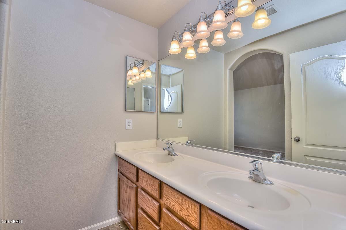5023 West Ardmore Road Laveen, AZ 85339 - Photo 20 of 31 Master Bath