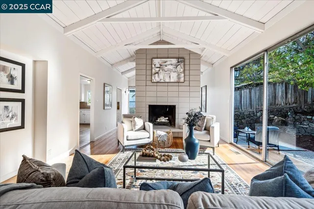 $2,299,000 | 3503 Highland Avenue, Redwood City, CA 94062