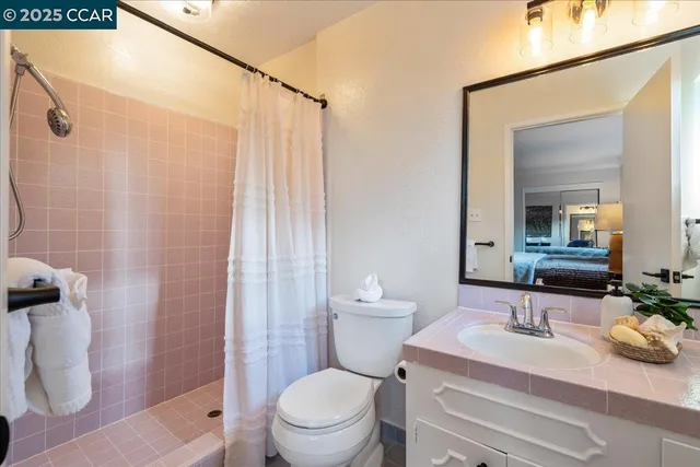 $2,499,000 | 3503 Highland Avenue, Redwood City, CA 94062