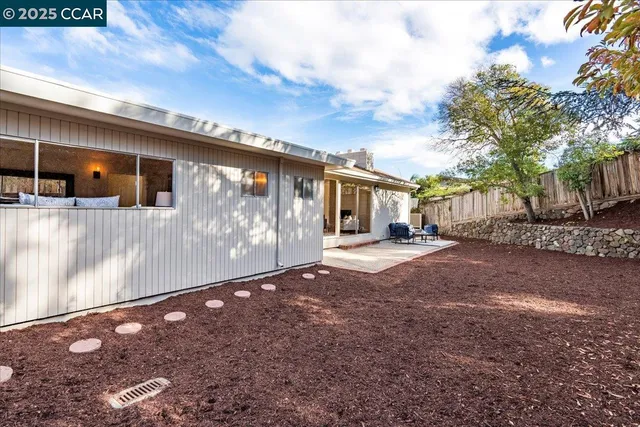 $2,499,000 | 3503 Highland Avenue, Redwood City, CA 94062
