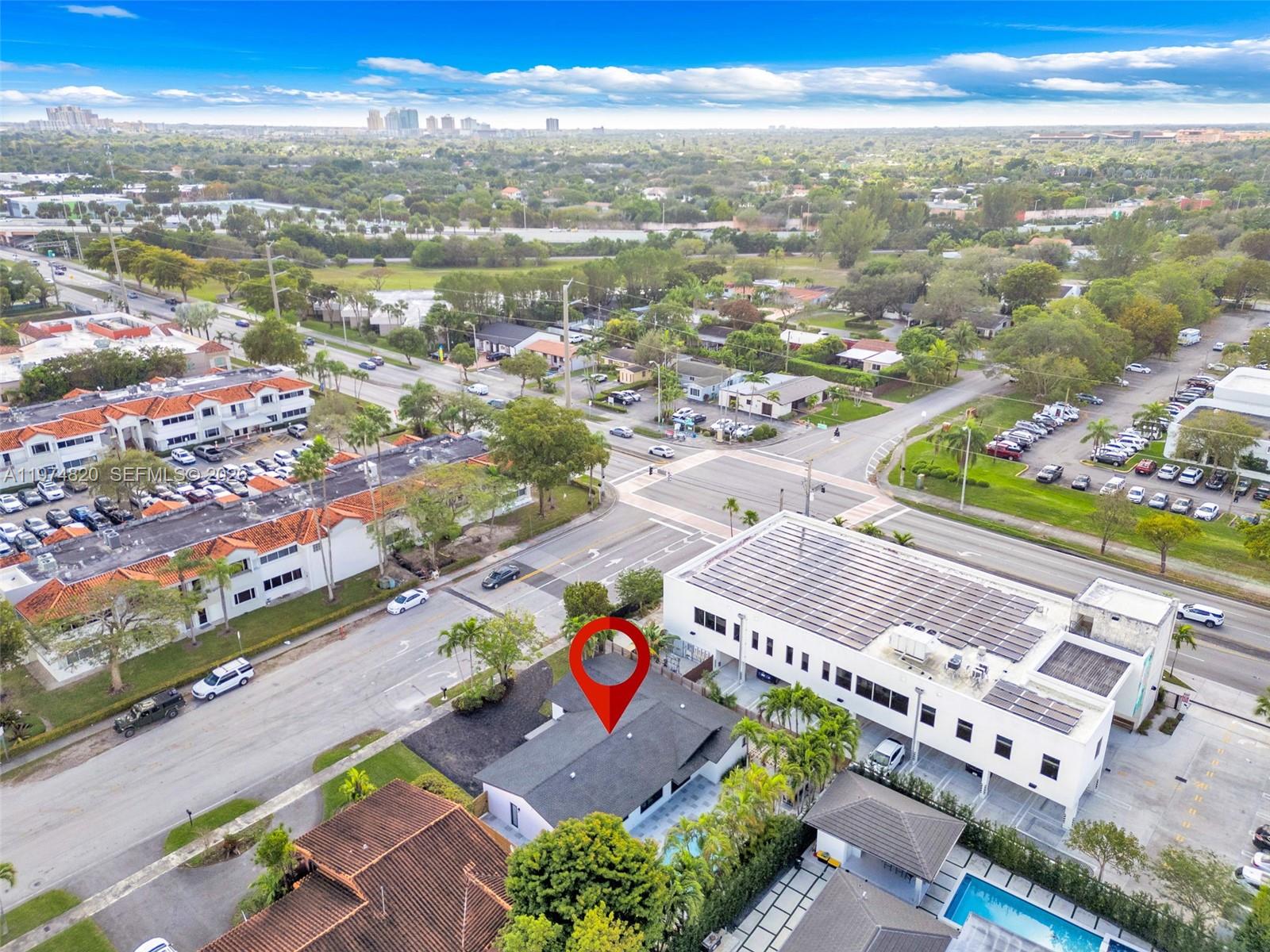 7120 Southwest 92nd Avenue Miami, FL 33173 - Photo 43 of 48 an aerial view of city and lake