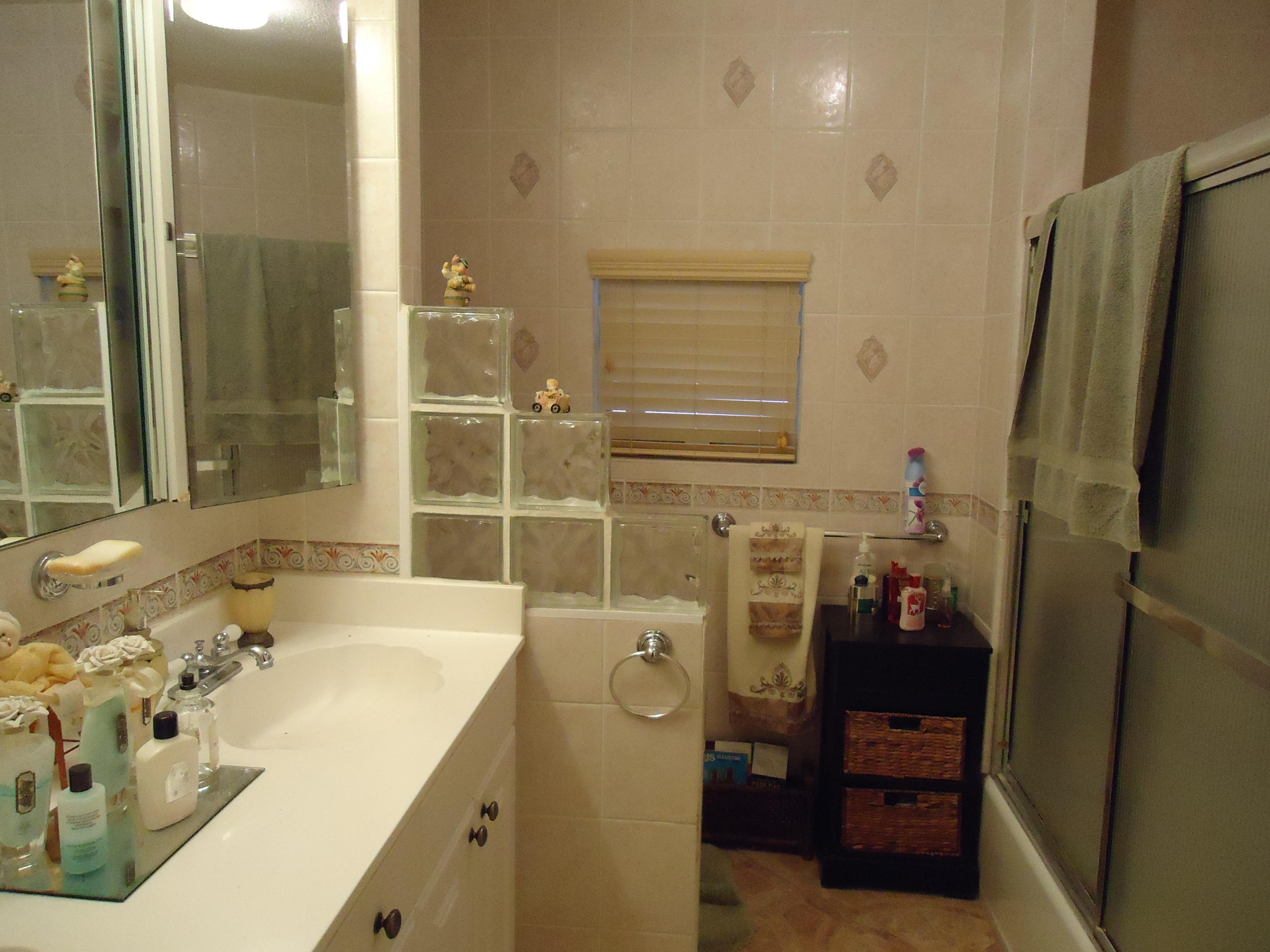 5051 Buchanan Road Delray Beach, FL 33484 - Photo 15 of 32 Master Bath
