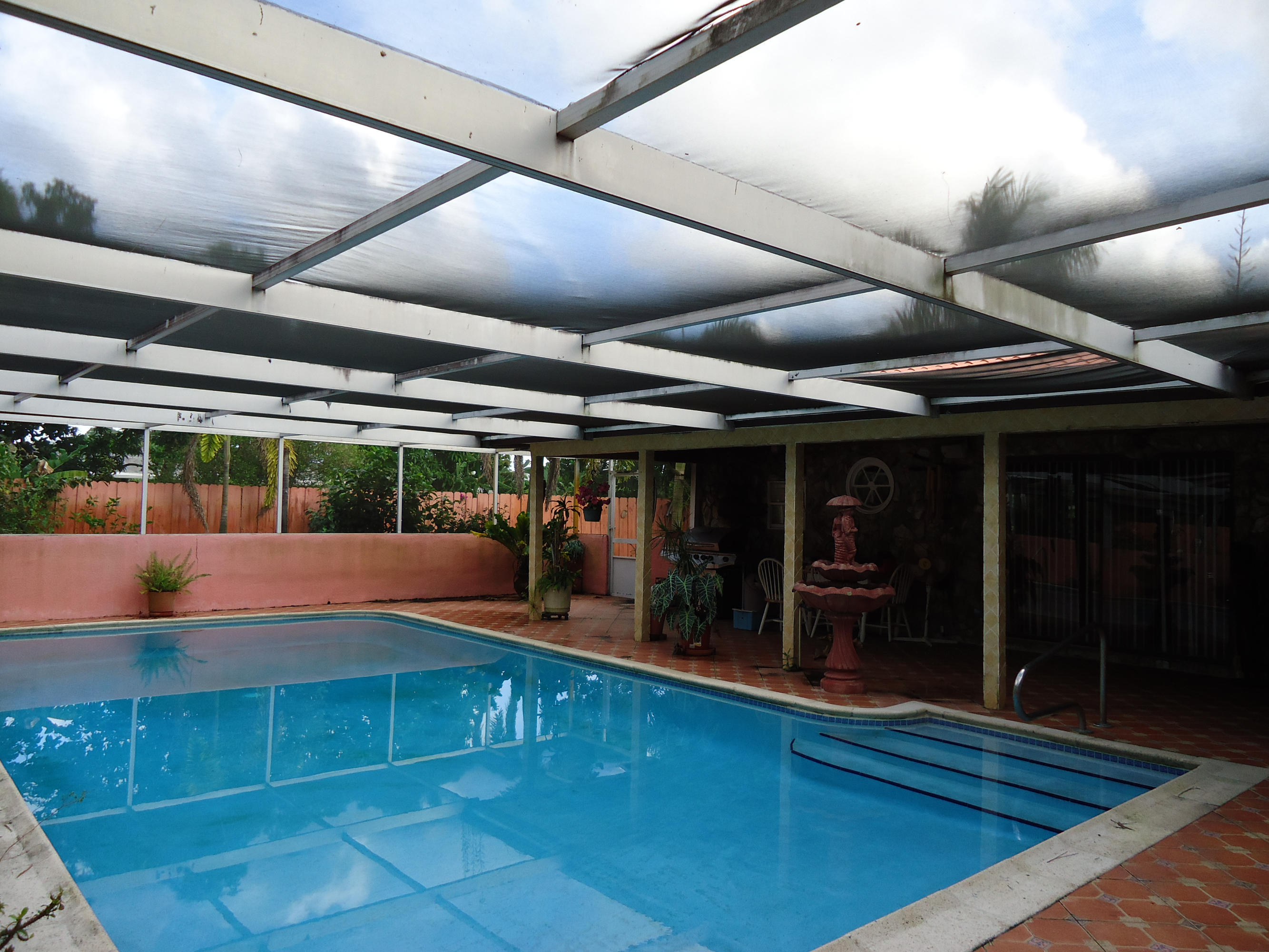 5051 Buchanan Road Delray Beach, FL 33484 - Photo 21 of 32 screened pool