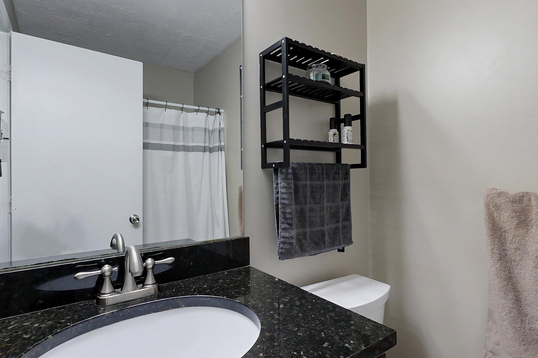 106 Eastern Avenue, Unit 102 Manchester, NH 03104 - Photo 13 of 15