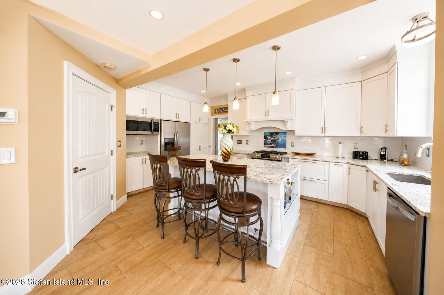 5434 Amboy Road Staten Island, NY 10312 - Photo 7 of 61 Kitchen