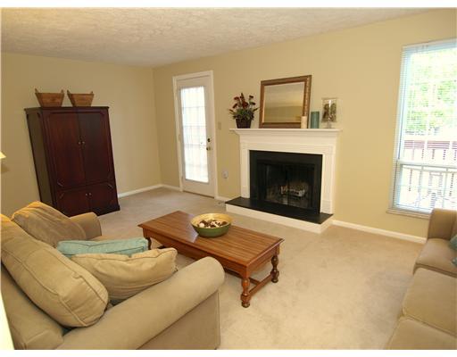 3082 East Bardonner Road Gibsonia, PA 15044 - Photo 7 of 18 Great Room.