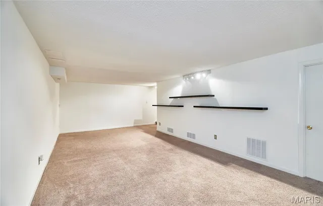 $220,000 | 221 Braeshire Drive, Unit A, Ballwin, MO 63021