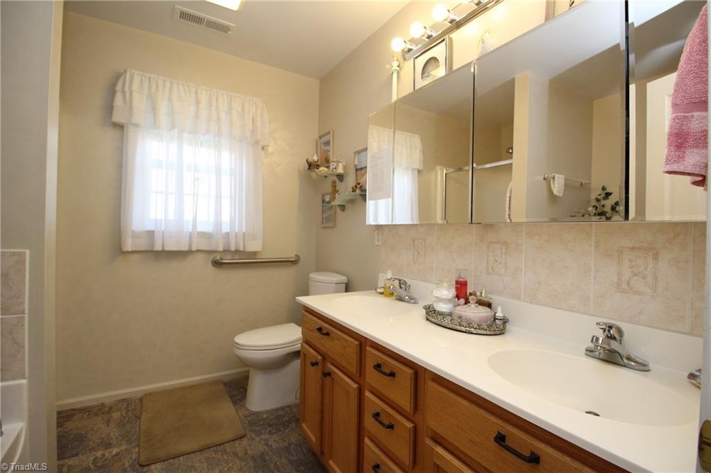 6931 Channel Forest Road Belews Creek, NC 27009 - Photo 14 of 23 Gallery Image 14