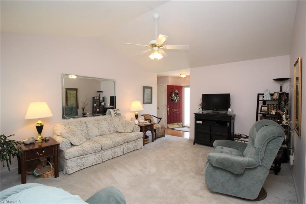 6931 Channel Forest Road Belews Creek, NC 27009 - Photo 5 of 23 Gallery Image 5