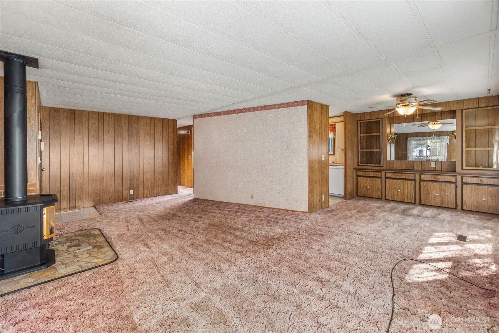 958 Tipsoo Loop South Rainier, WA 98576 - Photo 11 of 38