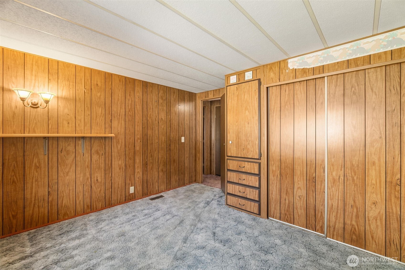 958 Tipsoo Loop South Rainier, WA 98576 - Photo 14 of 38