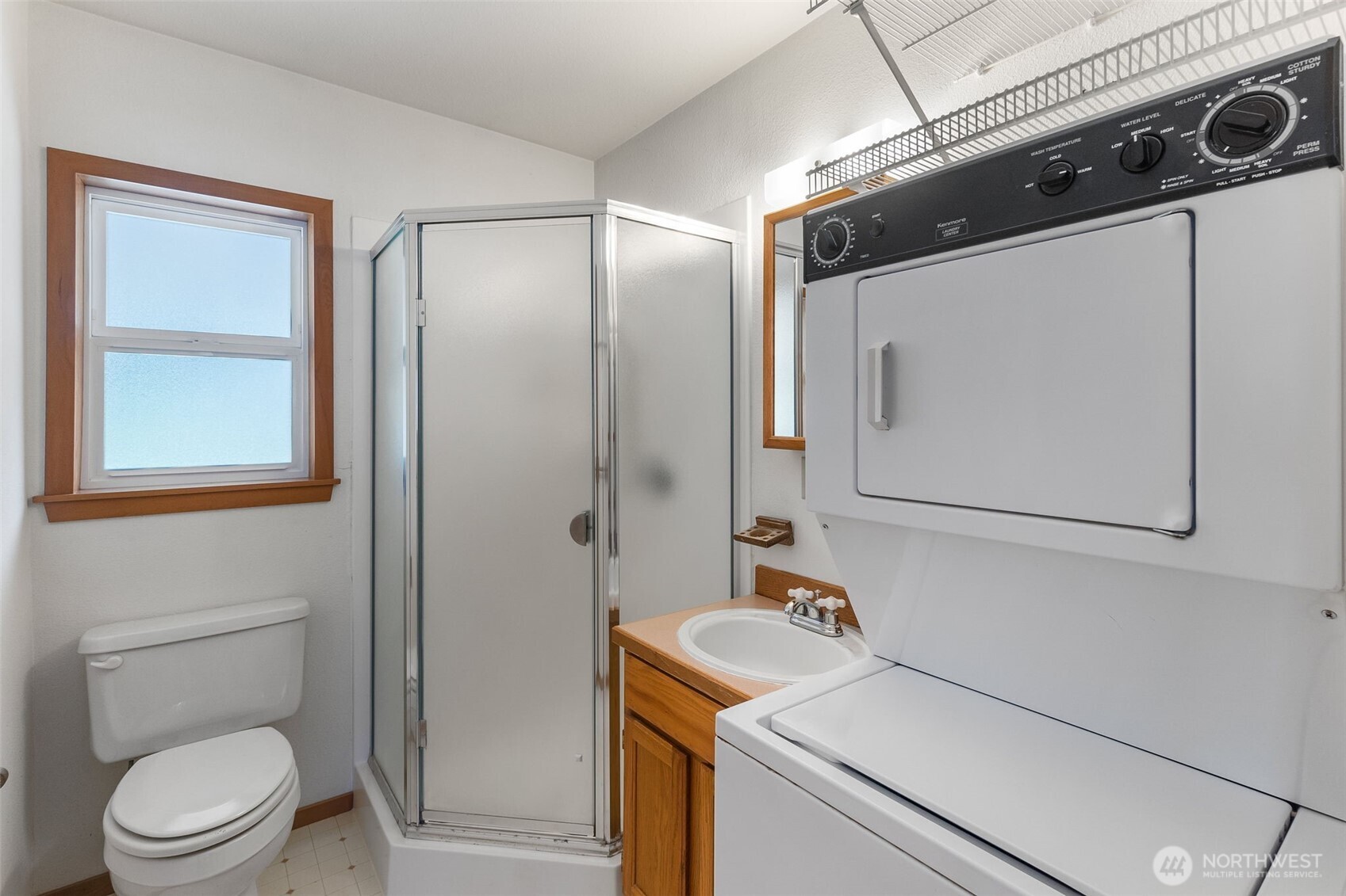 958 Tipsoo Loop South Rainier, WA 98576 - Photo 17 of 38