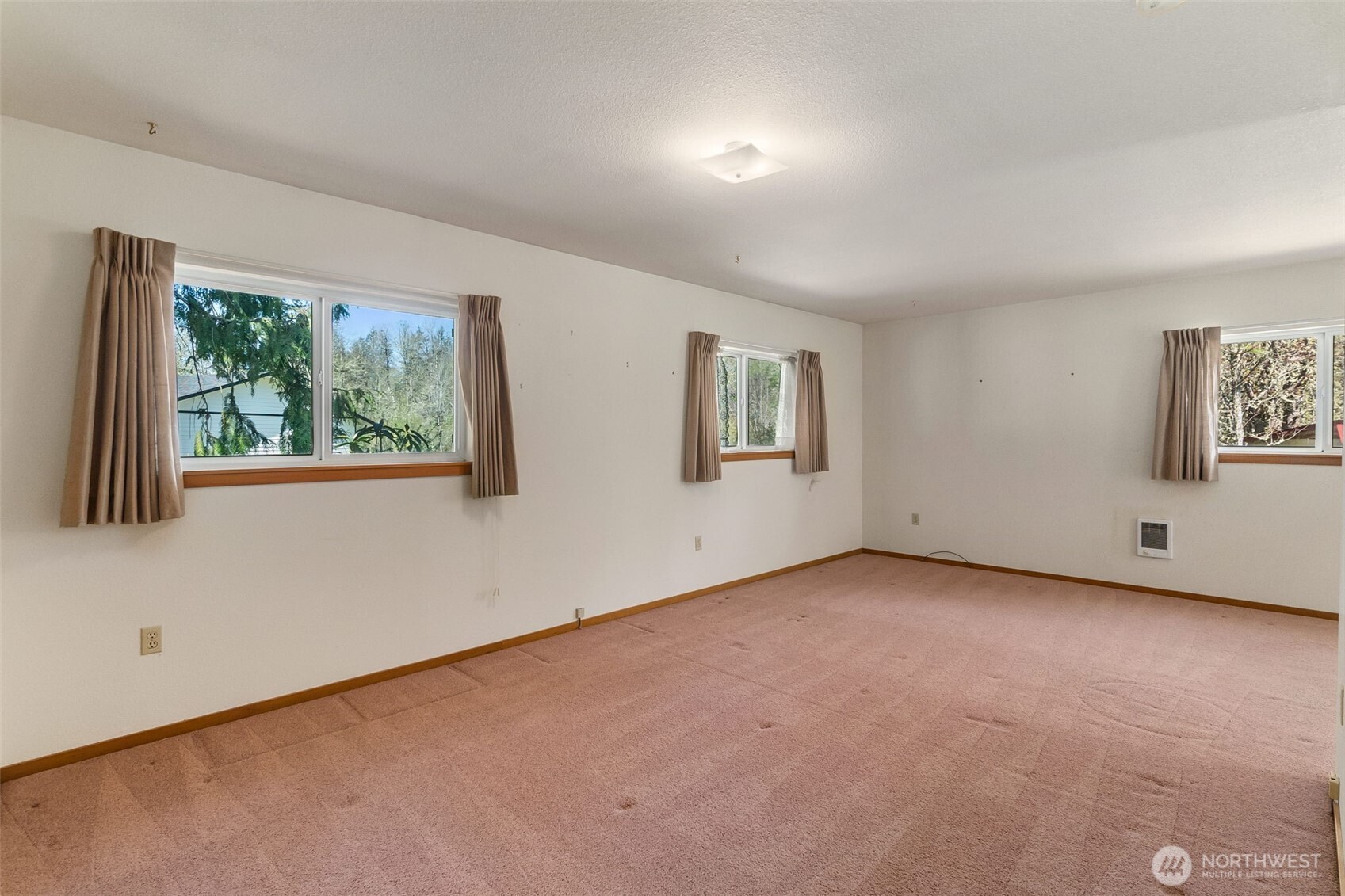 958 Tipsoo Loop South Rainier, WA 98576 - Photo 18 of 38