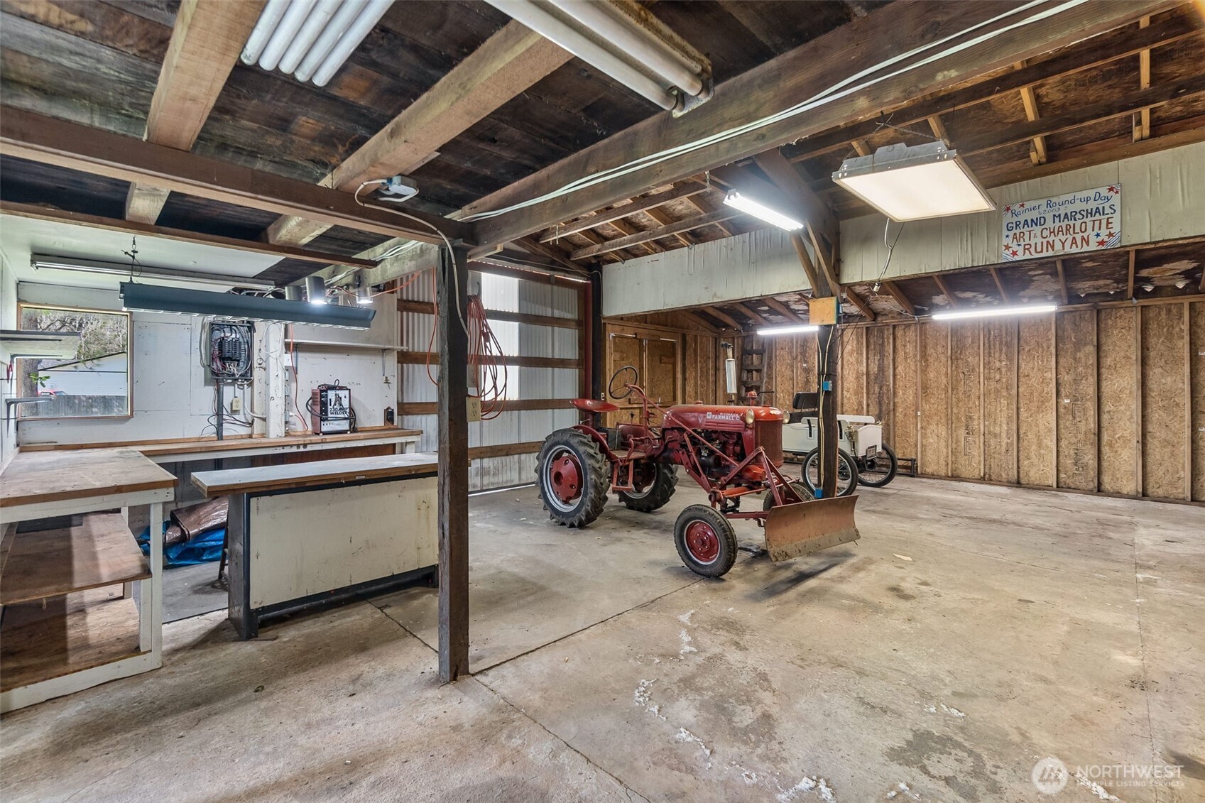 958 Tipsoo Loop South Rainier, WA 98576 - Photo 31 of 38