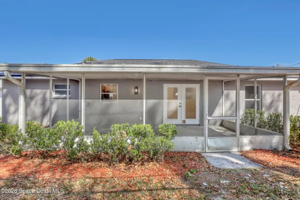 $2,000 | 4165 Eola Avenue, Titusville, FL 32796