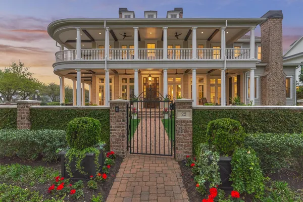 $5,249,000 | 22 East Shore Drive, The Woodlands, TX 77380