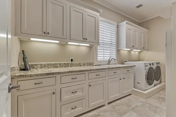 $5,249,000 | 22 East Shore Drive, The Woodlands, TX 77380