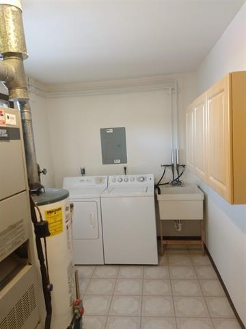417-419 Simonson Street Cambridge, WI 53523 - Photo 14 of 29