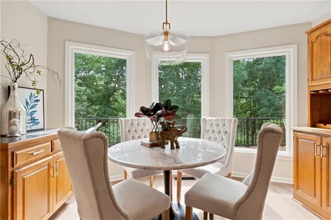 $525,000 | 7905 Mullen Road, Lenexa, KS 66215