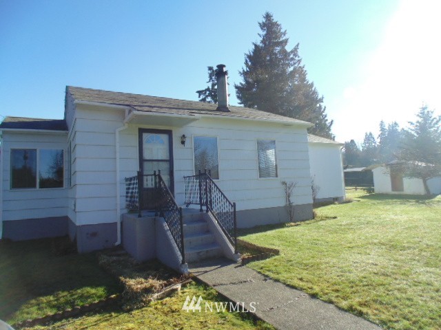 1314 West Pollow Road Port Angeles, WA 98363 - Photo 3 of 10 Gallery Image 3