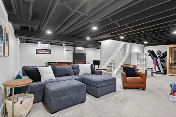 $650,000 | 15895 Hickory Ridge Drive, Northville, MI 48168