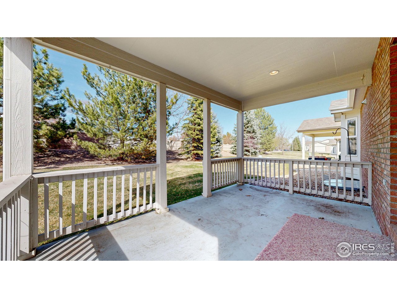 3585 West 20th Street Road Greeley, CO 80634 - Photo 28 of 32 a living room with a large window