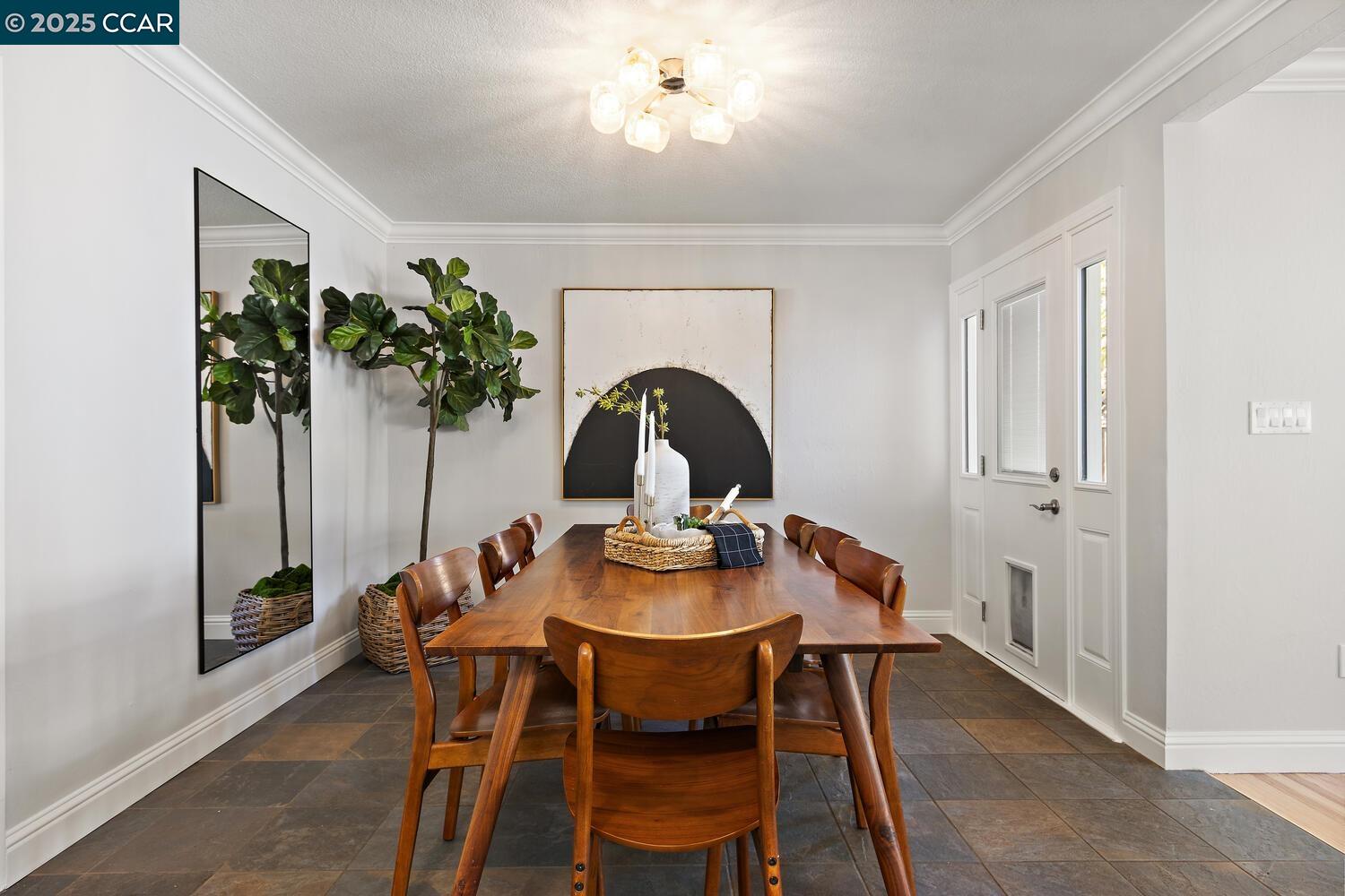 1381 Rosal Lane Concord, CA 94521 - Photo 11 of 48