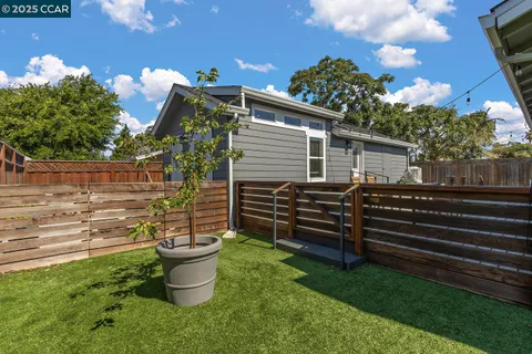 $1,065,000 | 1381 Rosal Lane, Concord, CA 94521