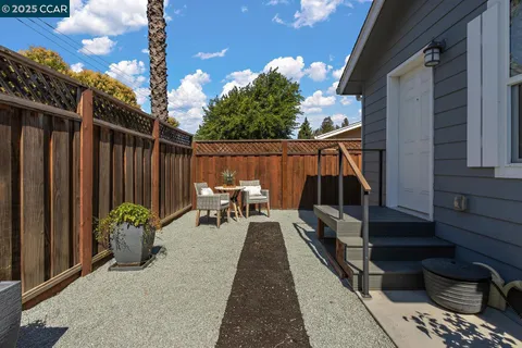 $1,065,000 | 1381 Rosal Lane, Concord, CA 94521