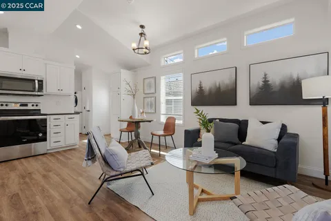 $1,065,000 | 1381 Rosal Lane, Concord, CA 94521