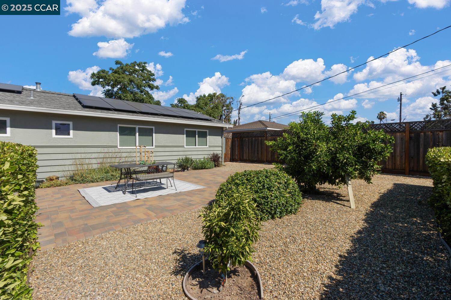 1381 Rosal Lane Concord, CA 94521 - Photo 3 of 48