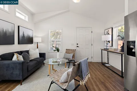 $1,065,000 | 1381 Rosal Lane, Concord, CA 94521