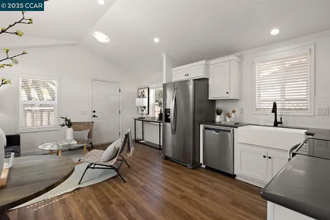 $1,065,000 | 1381 Rosal Lane, Concord, CA 94521