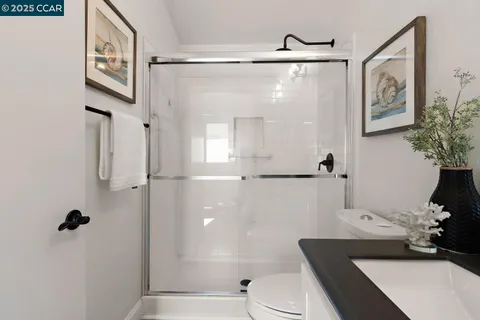 $1,065,000 | 1381 Rosal Lane, Concord, CA 94521