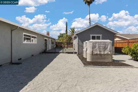 $1,065,000 | 1381 Rosal Lane, Concord, CA 94521