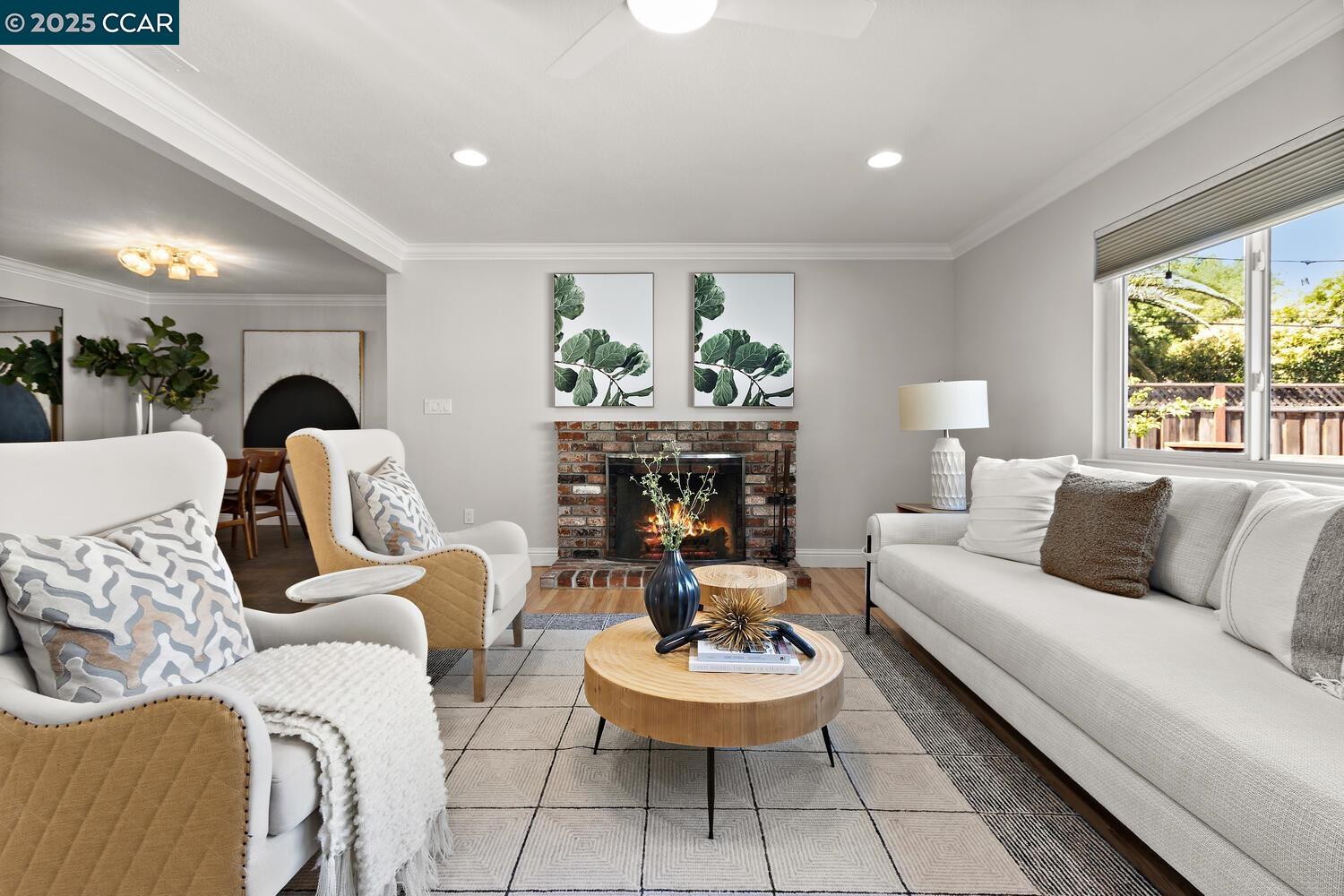 1381 Rosal Lane Concord, CA 94521 - Photo 7 of 48