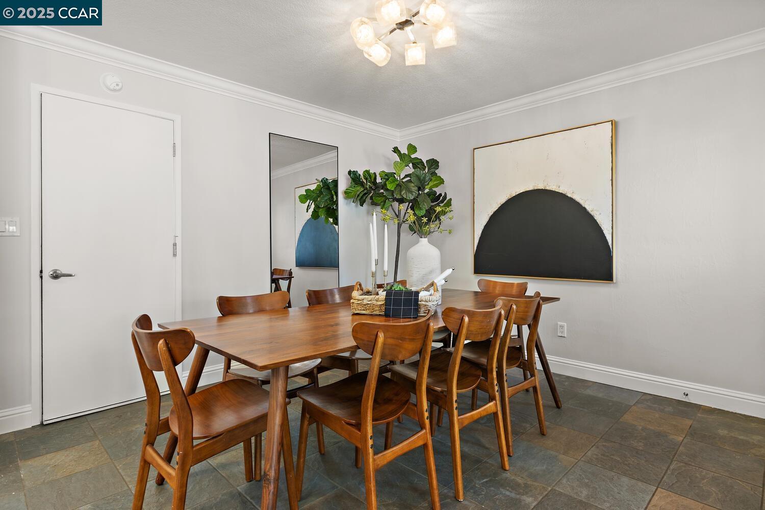 1381 Rosal Lane Concord, CA 94521 - Photo 10 of 48