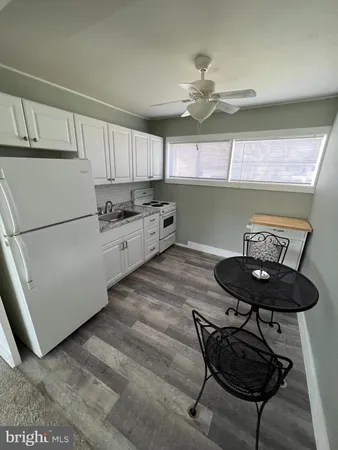 $2,900 | 15 Catalpa Lane, Levittown, PA 19055